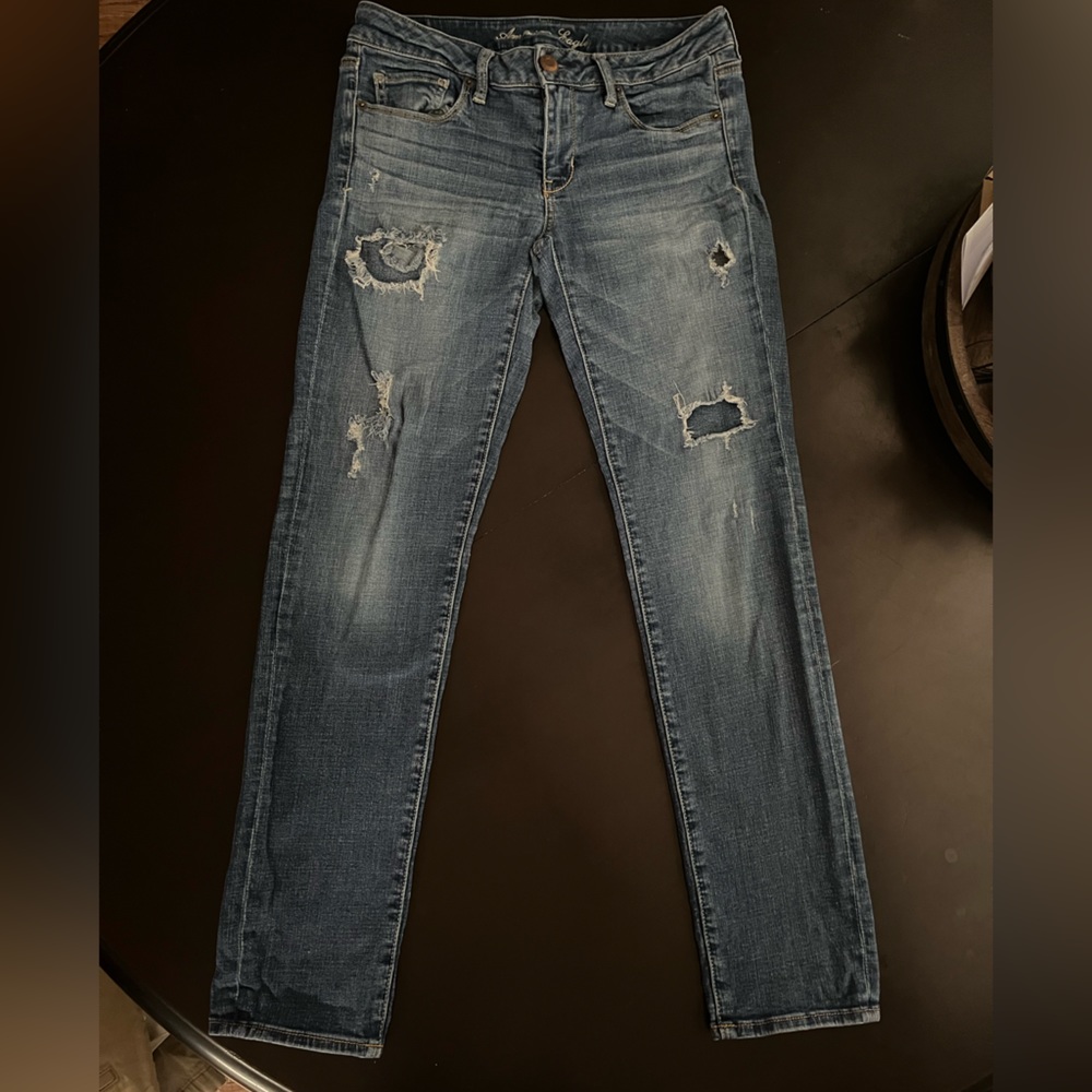 American eagle AE distressed skinny jeans